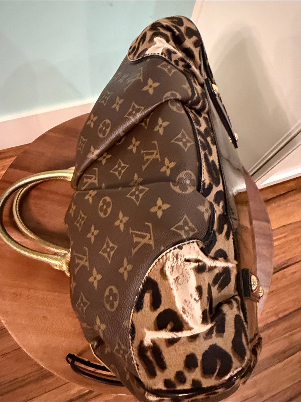 Louis Vuitton Monogram Leopard Stephen Bag - Picture 9 of 16